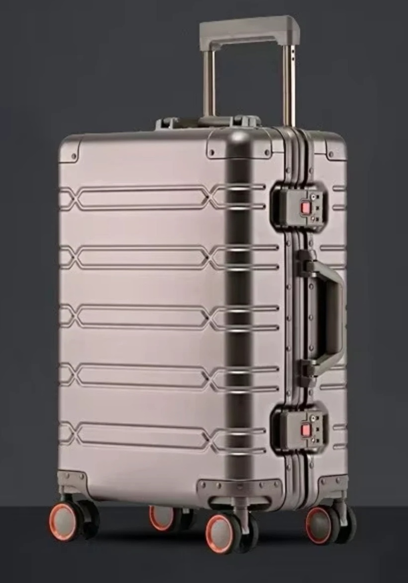 TORVALE Aluminium-Serie in Titan mit Zahlenschlössern und Spinner-Rollen